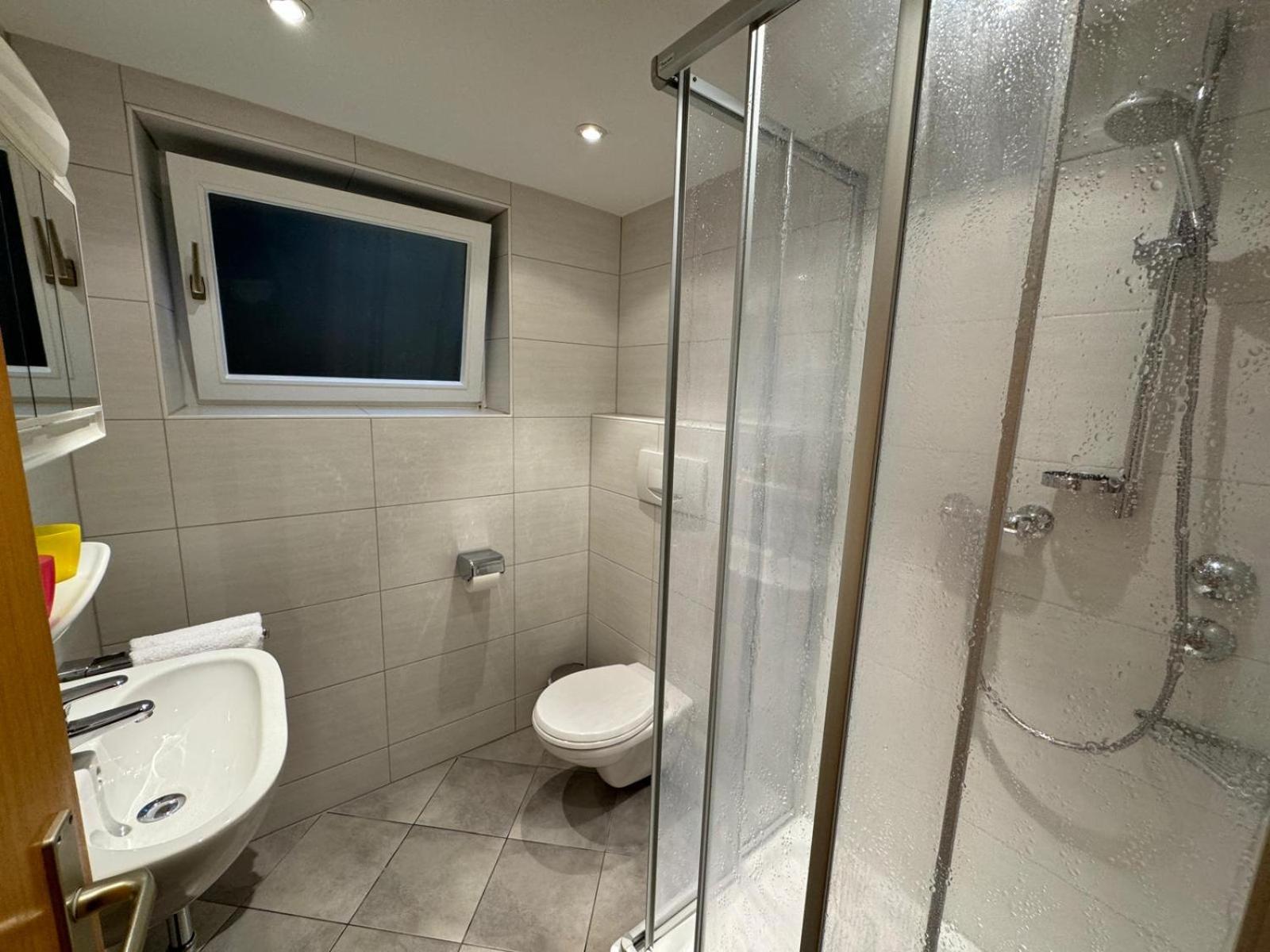 Ferienhaus Frei 4 Compact ฮินเทอร์ซาร์เทน ภายนอก รูปภาพ